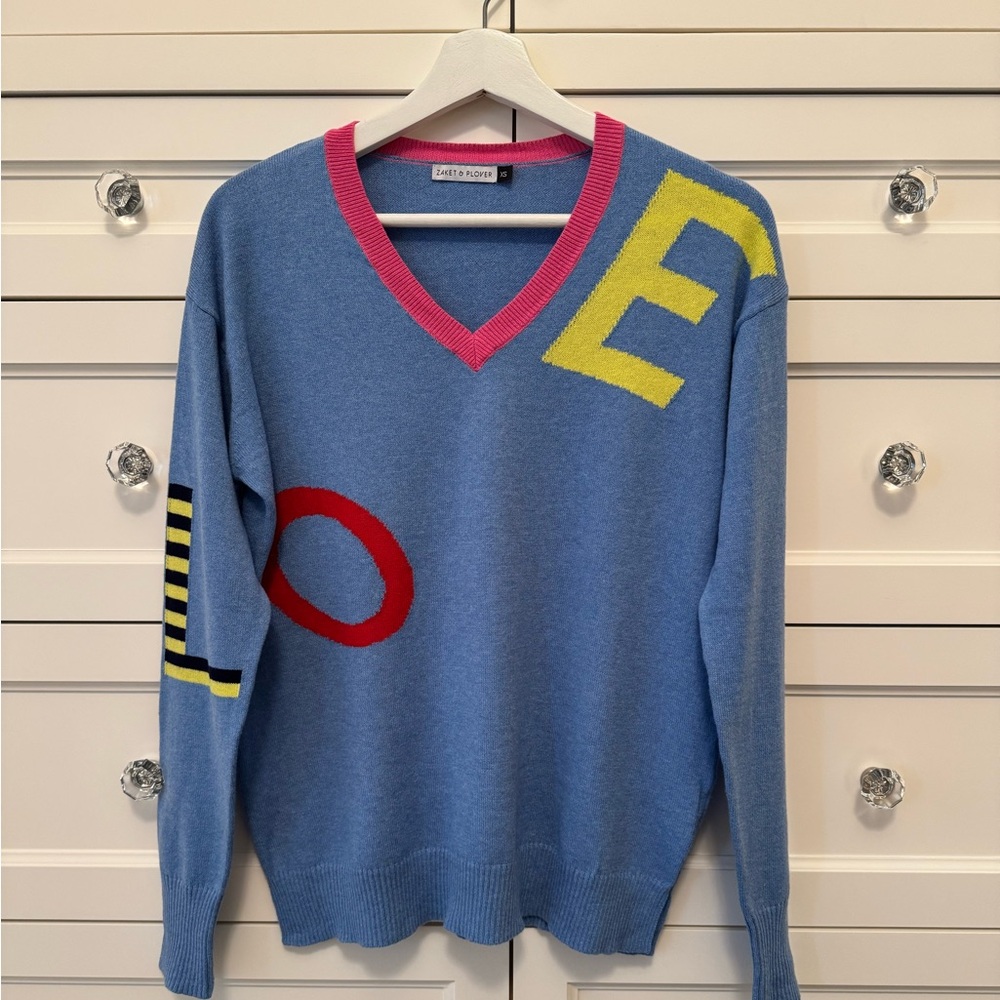 ZACKET & PLOVER lLIGHT SWEATER THAT YOU WILL “LOVE” EVERY SEASON, SIZE XS -S